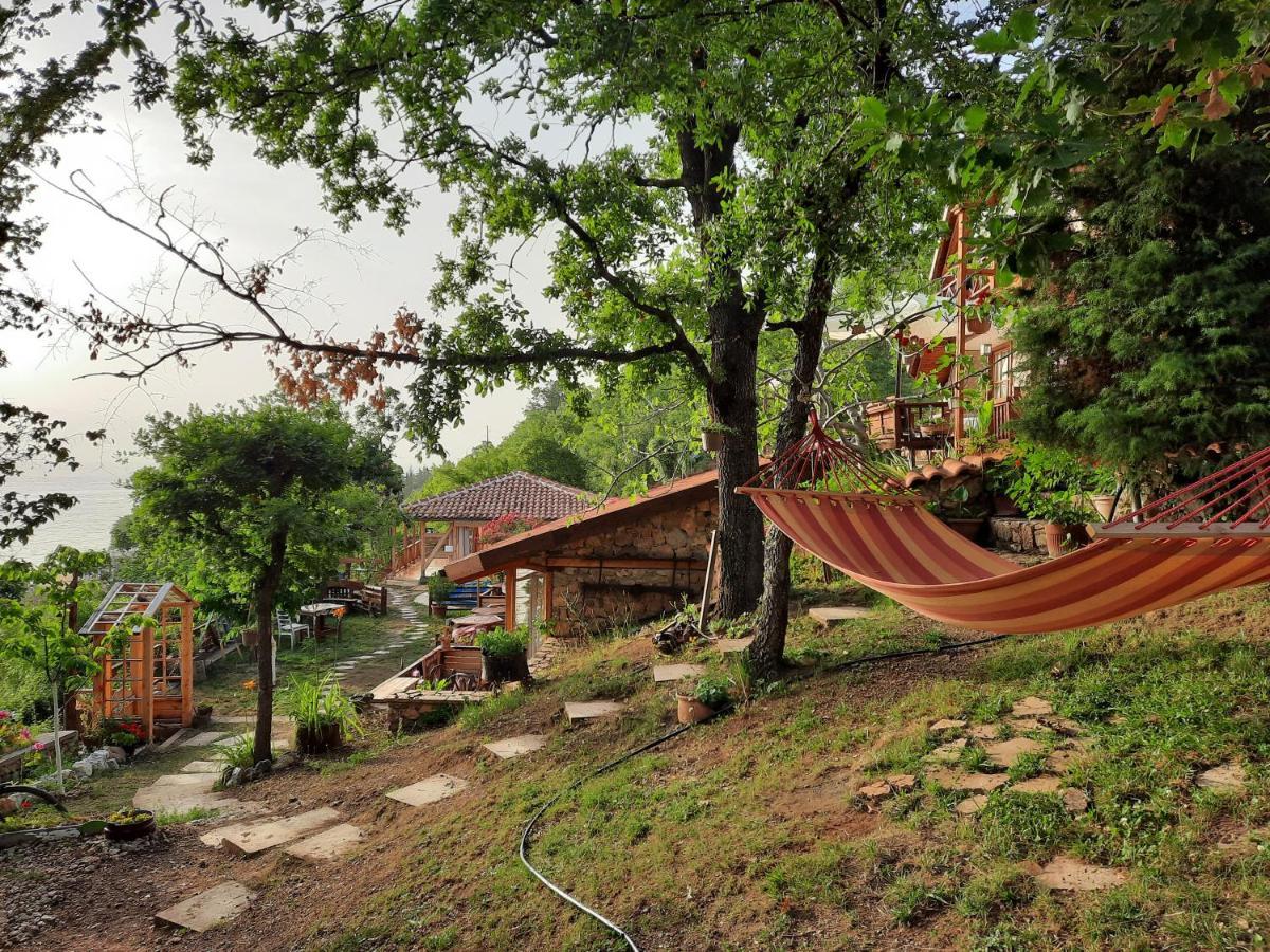 Robinson Sunset Guest House Lagadin Esterno foto