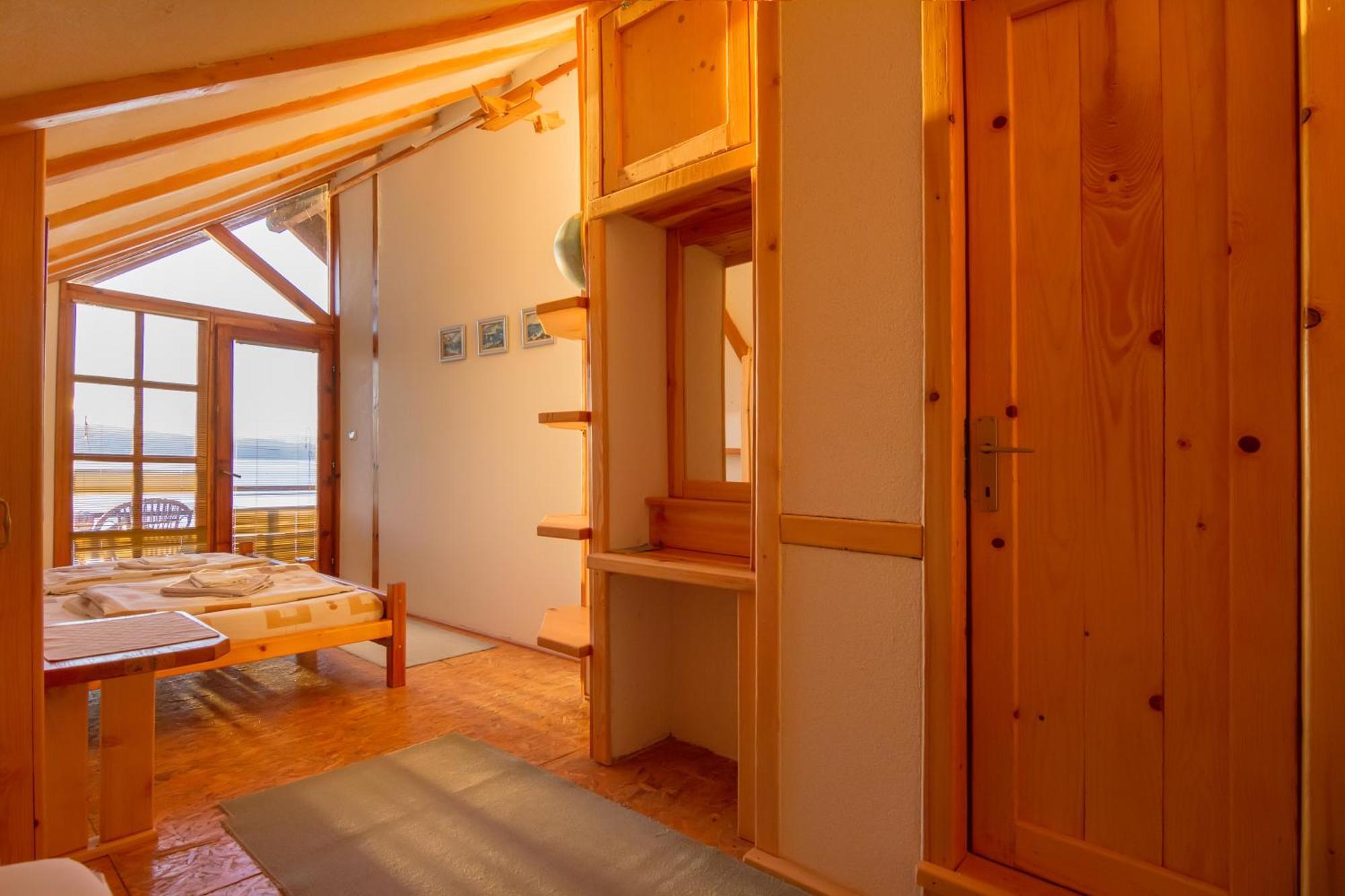 Robinson Sunset Guest House Lagadin Camera foto